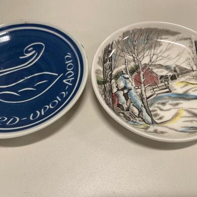 Small plates and porcelain shoes collectibles