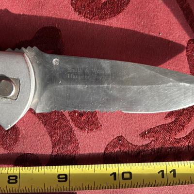 Smith & Wesson S.W.A.T Knife