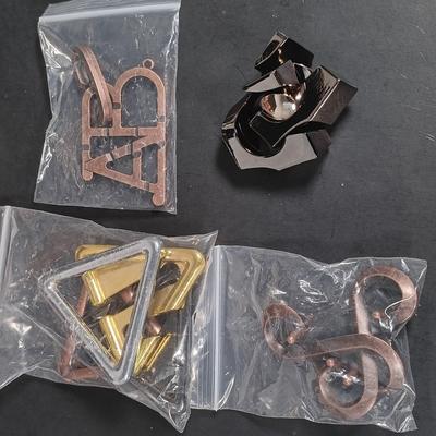 Sale Photo Thumbnail #379