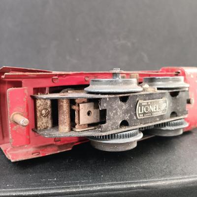 LOT 23: Lionel Jr 1681 E Pre-War Locomotive & Dorfan Lines 607 Caboose
