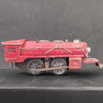 LOT 23: Lionel Jr 1681 E Pre-War Locomotive & Dorfan Lines 607 Caboose