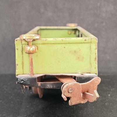 LOT 24: Lionel Pre-War O-Gauge 803 Hopper Car, 902 Gondola, 651 Flat Car & More