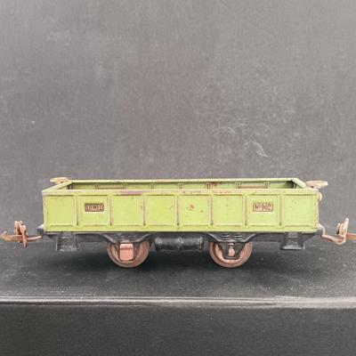 LOT 24: Lionel Pre-War O-Gauge 803 Hopper Car, 902 Gondola, 651 Flat Car & More