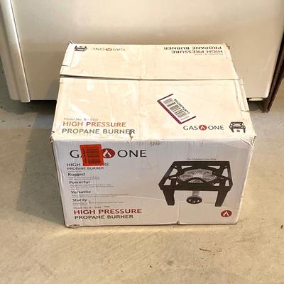 LOT 31: Gas One Outdoor High Pressure Propane Burner Model No. B-5450 in Original Box
