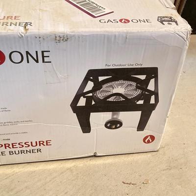 LOT 31: Gas One Outdoor High Pressure Propane Burner Model No. B-5450 in Original Box
