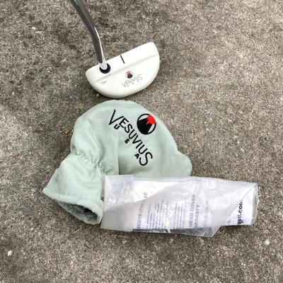 LOT 33: Collection of Golf Clubs and Accessories - Taylor Made, Callaway, Ram, Vesuvius Ceramic Putter with Ogio Golf Bag