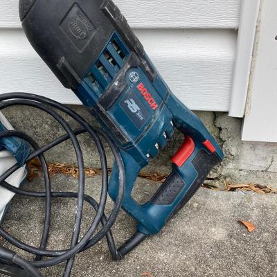 LOT 36: Bosch Reciprocating Saw RS325, Orbit Sander with Bosch Tool Bag and Contents