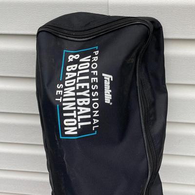 LOT 37: Outdoor Yard Games Collection in Storage Bags - Champion Sports Horseshoes, Franklin Volleyball & Badminton Set and Pointyard...