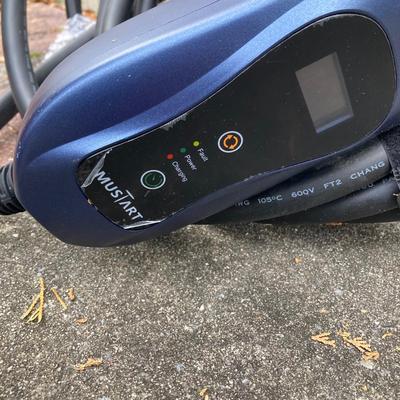 LOT 38: Intertek Mustart EV Charger / Plug with Carry Bag and Battery Tender / Charger by Deltran