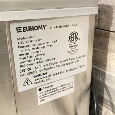 LOT 40: Euhomy Portable Electronic Ice Maker Model IM-F with Bellemain Ice Bucket