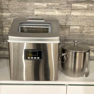 LOT 40: Euhomy Portable Electronic Ice Maker Model IM-F with Bellemain Ice Bucket