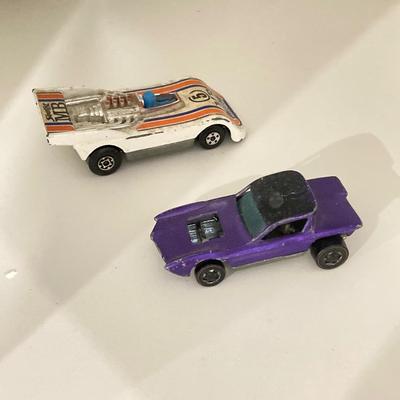 LOT 48: Game Night Collection and More - Brain Quest, Hot Wheels / Matchbox, Uno, Scrabble, Pictionary, Dominoes, Chess and Pottery Wheel