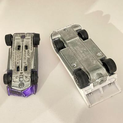 LOT 48: Game Night Collection and More - Brain Quest, Hot Wheels / Matchbox, Uno, Scrabble, Pictionary, Dominoes, Chess and Pottery Wheel