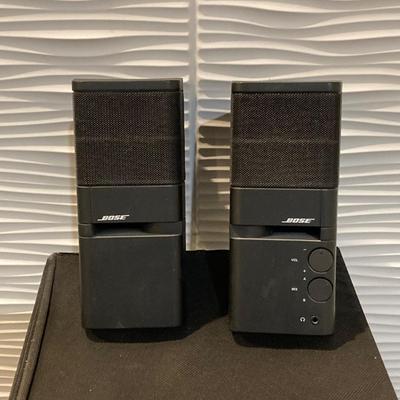 LOT 52: Bose Media Mate Computer Speakers with Philips Model No DS9/37 Docking Speaker