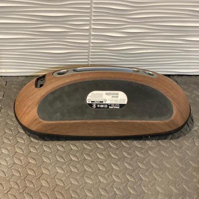 LOT 52: Bose Media Mate Computer Speakers with Philips Model No DS9/37 Docking Speaker