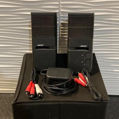 LOT 52: Bose Media Mate Computer Speakers with Philips Model No DS9/37 Docking Speaker