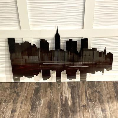 LOT 54: Metal City Skyline Wall Hanging / Art, ADs Digital Photo Frame and Picture Frame