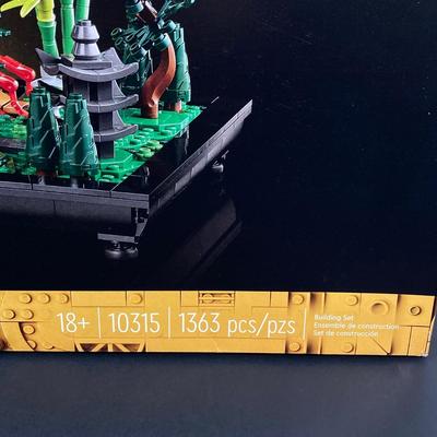LOT 56: Lego Tranquil Garden Building Set - Item 6426500 New in Box