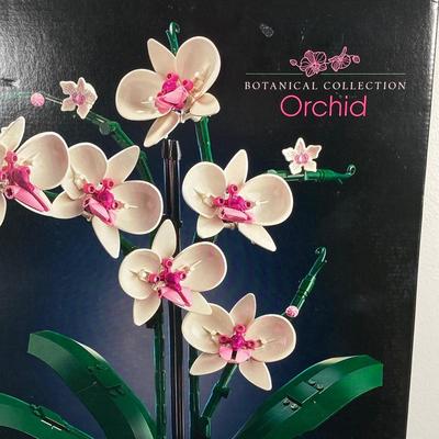 LOT 58: Lego Botanical Collection Orchid Building Set in Original Box