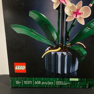 LOT 58: Lego Botanical Collection Orchid Building Set in Original Box