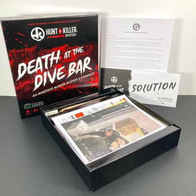 LOT 61: Mystery Game Collection - Escape Room, Hunt Killer and Codenames