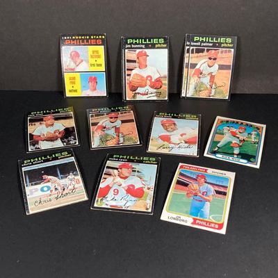 LOT 64: Vintage card Collection -, Baseball and Basketball Trading Cards and More