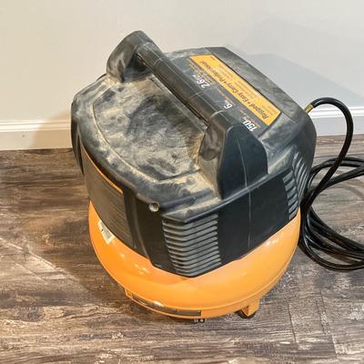 LOT 70: Bostitch 6 Gallon BTFP02011 Portable Compressor
