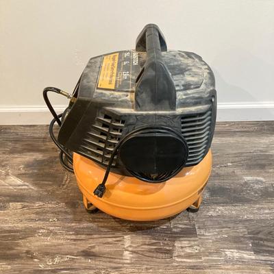 LOT 70: Bostitch 6 Gallon BTFP02011 Portable Compressor