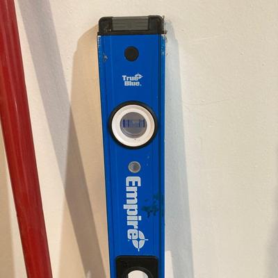 LOT 78: 3rd Hand Extension Tools with Makita Tool Bag and Contents, Router Bids, Empire Level and More