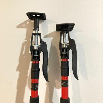 LOT 78: 3rd Hand Extension Tools with Makita Tool Bag and Contents, Router Bids, Empire Level and More