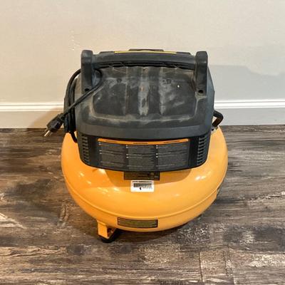 LOT 79: Bostitch 150 PSI 6 Gallon Portable Air Compressor BTFP02012