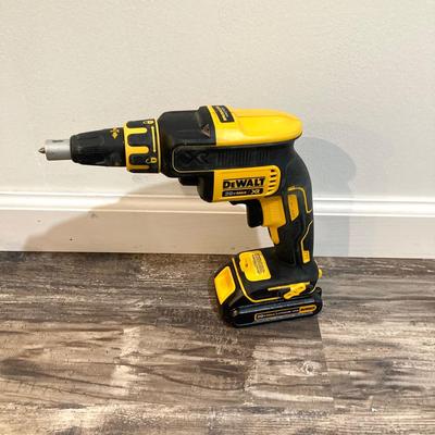 LOT 80: Cordless DeWalt Tool Collection with Storage Bag - Drill / Driver DCD771, Battery, Charger DCB112 and Drywall Screwgun DCF620