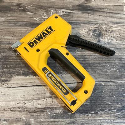 LOT 81: DeWalt Cordless Tools - Circular Saw DCS391, Jig Saw DCS334, Battery, Compact Stapler and Storage Bag