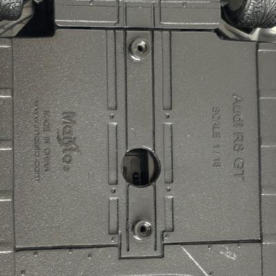 LOT 83: Maisto Die Cast Metal Audi R8 GT: Scale 1/18