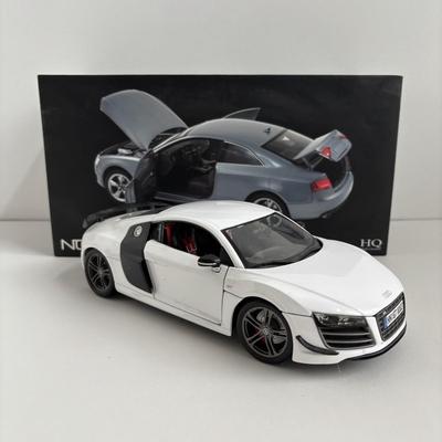 LOT 83: Maisto Die Cast Metal Audi R8 GT: Scale 1/18