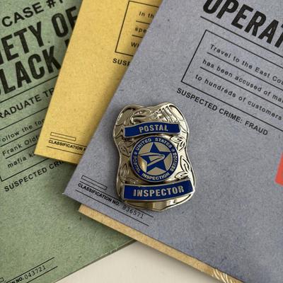 LOT 87: Murder Mystery Games, True Crime Stories Game & Unopened Cold Case Cracked Game