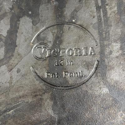 LOT 89: Cast Iron Pans: Victoria & Cuisinel