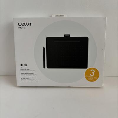LOT 91: Wacom Intuos Digital Drawing Tablet
