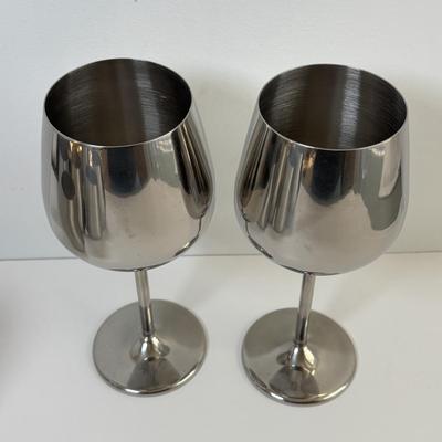 LOT 97: Stainless Steel Stemless Wine Tumblers & Pier One Wine Goblets, Oenophilia Wine Tags, Taster Place 24 Aromas of Red Wine Kit...