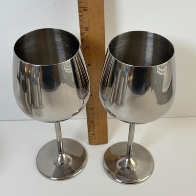 LOT 97: Stainless Steel Stemless Wine Tumblers & Pier One Wine Goblets, Oenophilia Wine Tags, Taster Place 24 Aromas of Red Wine Kit...