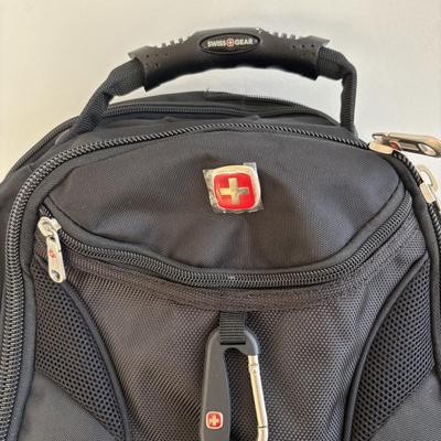 LOT 99: Black Swiss Gear Scan Smart Laptop Backpack