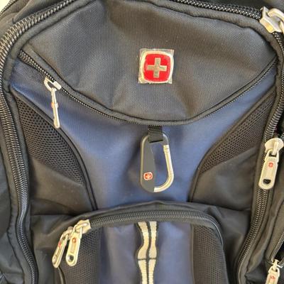 LOT 100: Blue & Black Swiss Gear Scan Smart Laptop Backpack New w/Tags