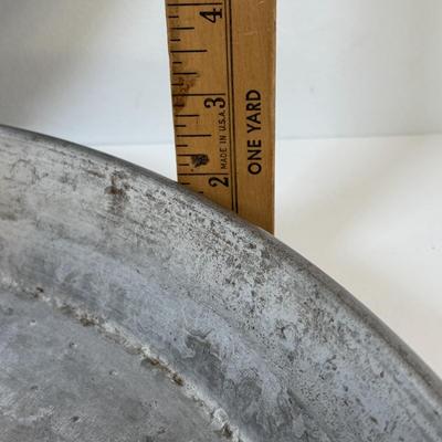 LOT 104: Aluminum Paella Pan