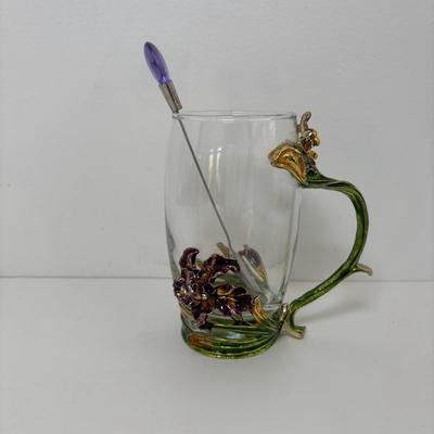 LOT 105: Vintage Silver-Plated Tea/Coffee Pots, Whimsical Glass along with a Fortnum & Mason 100% Plastic Free Jute/Cotton Bag