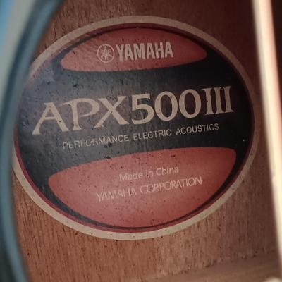 LOT 111: Yamaha APX500III Acoustic Electric Guitar with Road Runner Case
