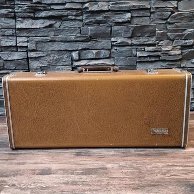 LOT 1114: Vintage Yamaha Trumpet with Benge 7C Mouthpiece, Holton Straight Shank Lyre & Trumpet Case