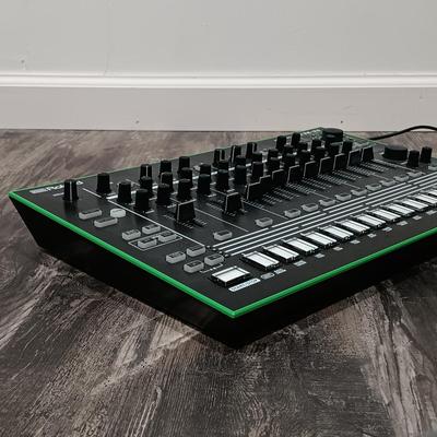 LOT 116: Roland TR-8 Rhythm Performer