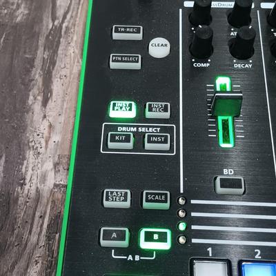 LOT 116: Roland TR-8 Rhythm Performer