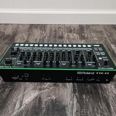 LOT 116: Roland TR-8 Rhythm Performer