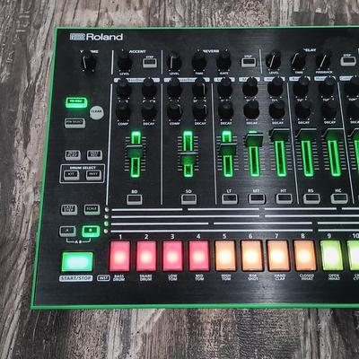 LOT 116: Roland TR-8 Rhythm Performer